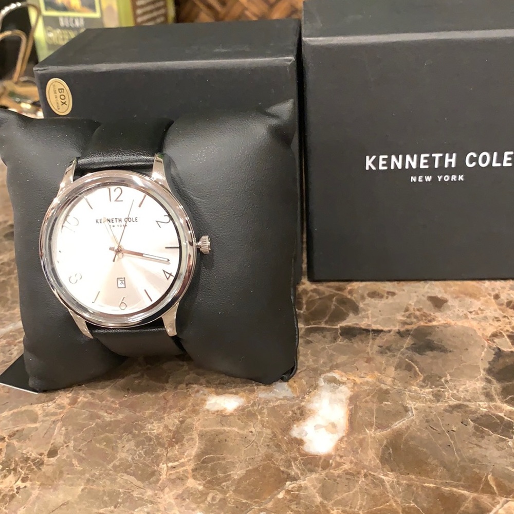 Kenneth Cole Watch Leather Band New with tags